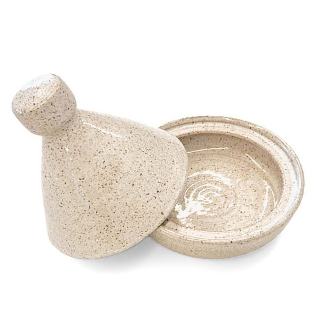 Saleiro Tagine Off White da Esmo Ceramica aberto