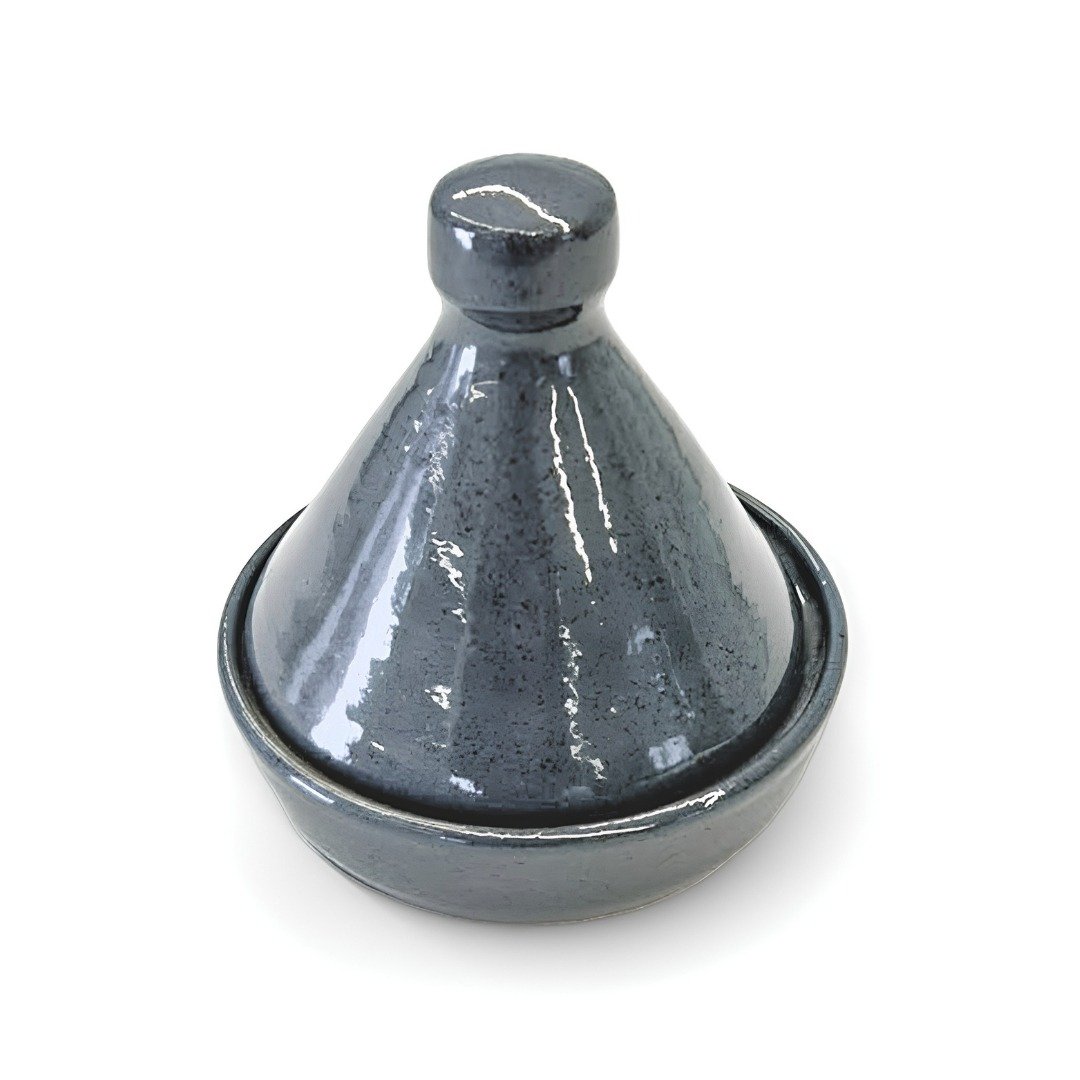 Saleiro Tagine de cerâmica artesanal na cor cinza com acabamento em esmalte brilhante e tampa cônica.