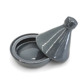Saleiro Tagine de cerâmica artesanal aberto em 2 peças na cor cinza com acabamento em esmalte brilhante e tampa cônica.